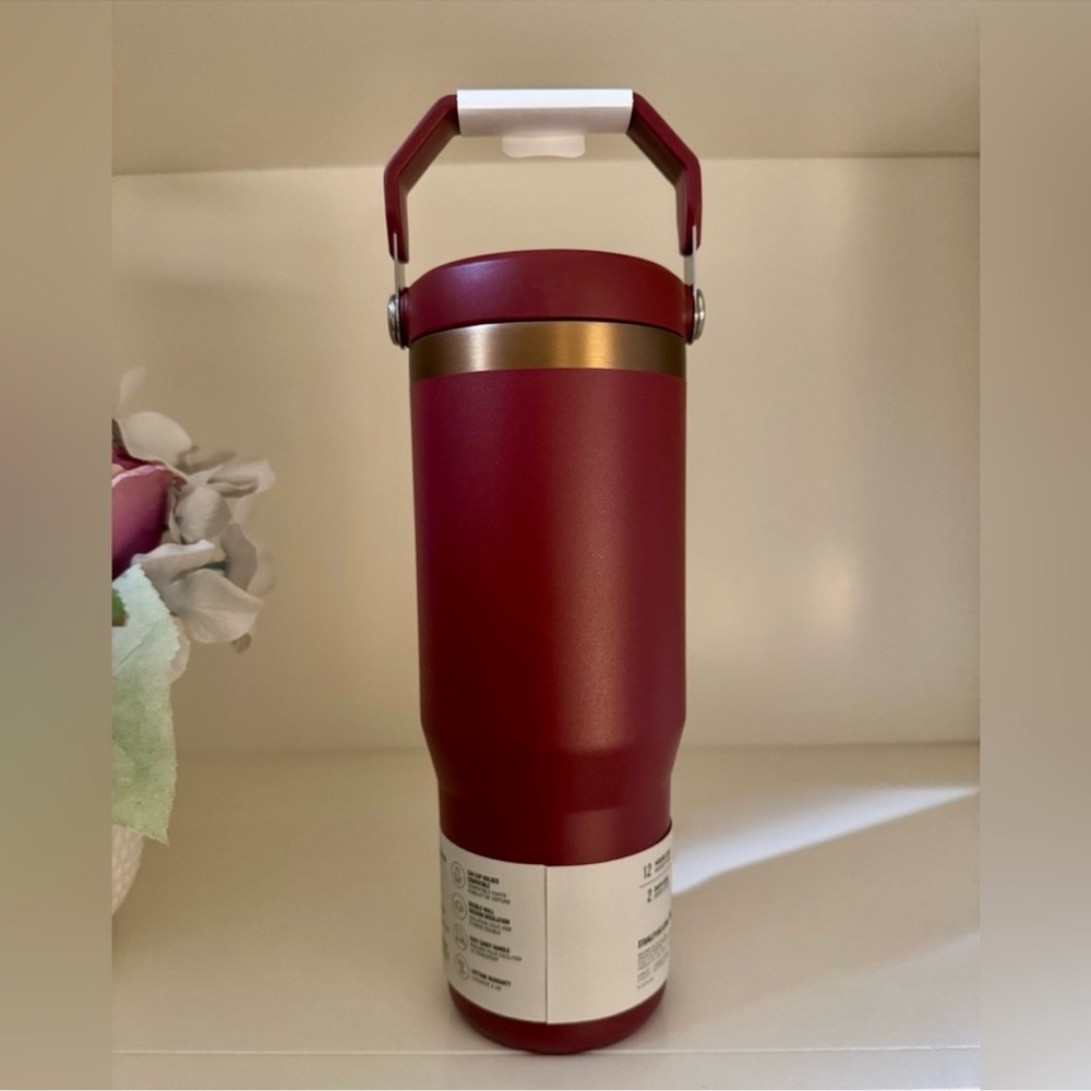 🎉LAST PIECE🎉Stanley 30 Oz. IceFlow Flip Straw Tumbler Glided Pomegranate - Picture 6 of 9